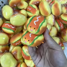 New Hot-Selling Squishy Stress - Interactive Squeaky Plush Dog Toy 评论和价格